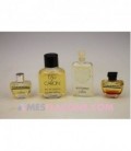 Lot de 4 miniatures féminines (variantes différentes)