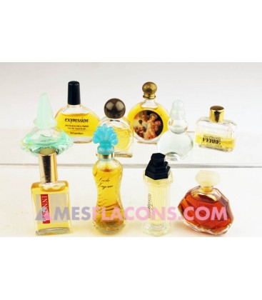 Lot de 10 miniatures féminines (marques différentes )