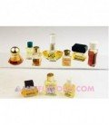 Lot de 10 micro miniatures féminines (marques diverses)