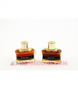 Lot de 2 miniatures féminines