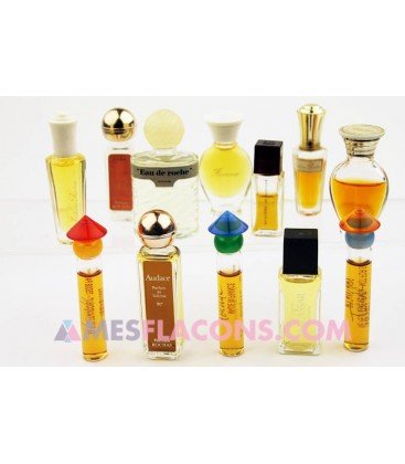 Lot de 12 miniatures différentes pour femme