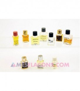 Lot de 10 micro miniatures féminines (marques diverses)