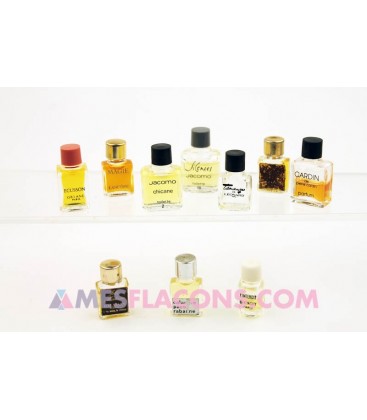 Lot de 10 micro miniatures féminines (marques diverses)