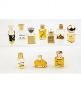 Lot de 10 micro miniatures féminines (marques diverses)